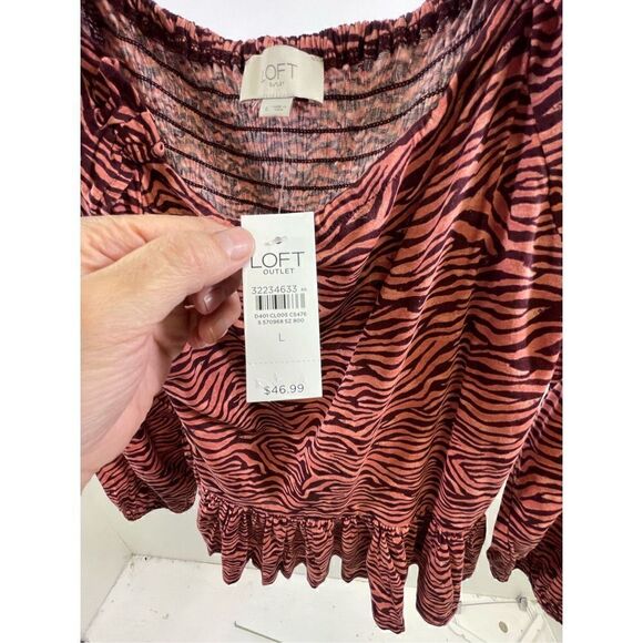 Loft NWT Animal Print Peplum Ruffled Blouse Size L - Picture 7 of 8